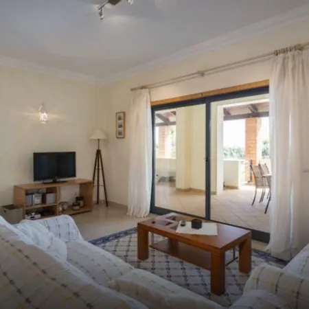 Condominio Vista Golf Apartment Quarteira